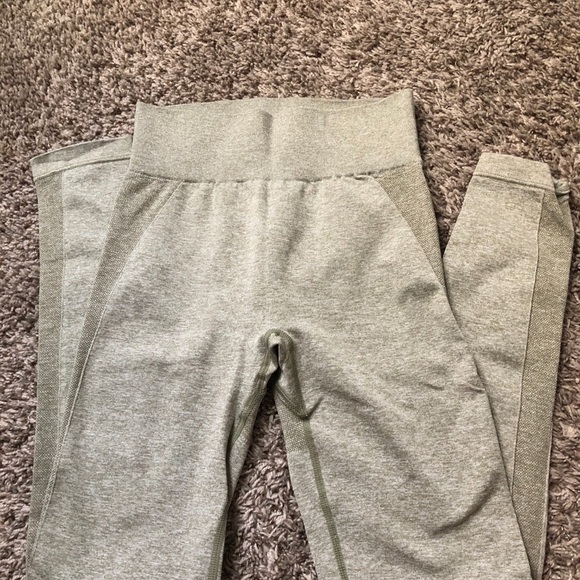 Gymshark leggings - Picture 2 of 2